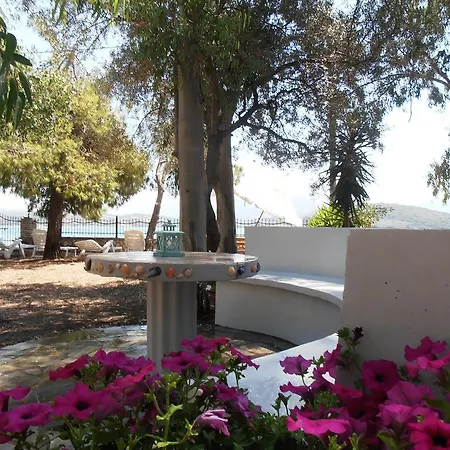 Ormos Drepanou Lygia (Lefkada)