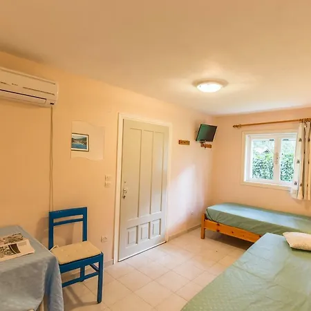 Ormos Drepanou Апартаменты Лигия